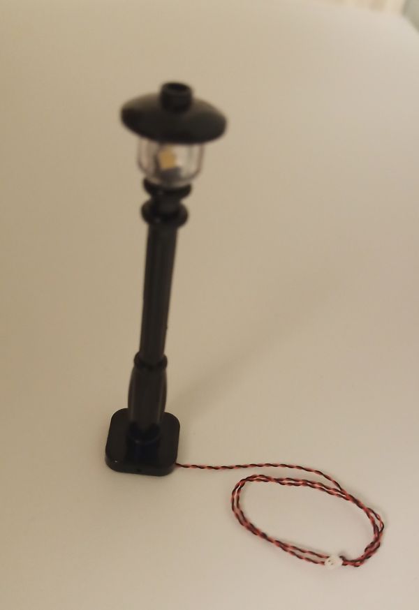 LED black lamppost pre-wired warm white LED 0.8mm pin 30cm cable DIY accessory lighting