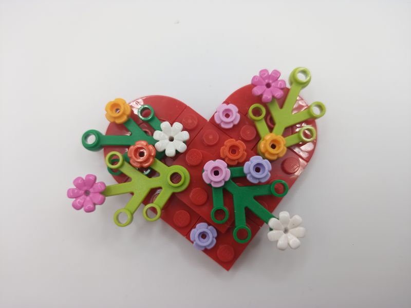 LEGO® Botanical Heart, Make and Take